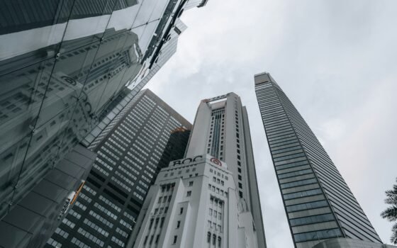 The Billionaire Portfolio: How Ultra-High-Net-Worth Investors Are Allocating Capital in 2026